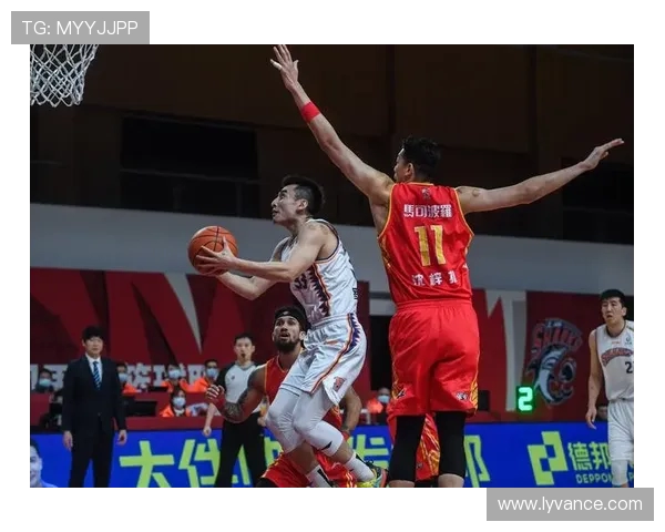 上海久事与深圳马可波罗激战正酣双方全力争夺胜利荣耀