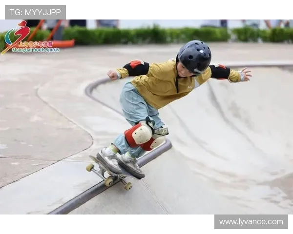 南京滑板队在滑板比赛经验排行榜中荣获第五名的辉煌成就