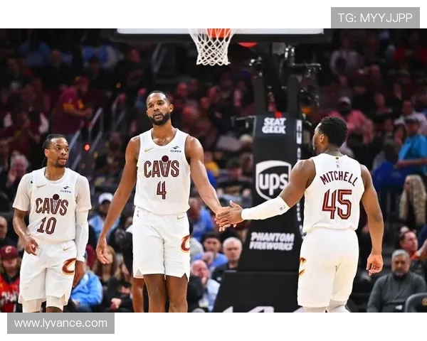 迈阿密热火迎强敌鏖战巅峰对决上演激情燃爆赛场争锋