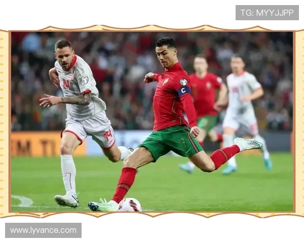 世界杯荣耀之战：全球足球盛宴背后的传奇故事与文化传承