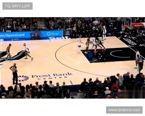 2014年热火与马刺季前赛精彩对决回顾与分析