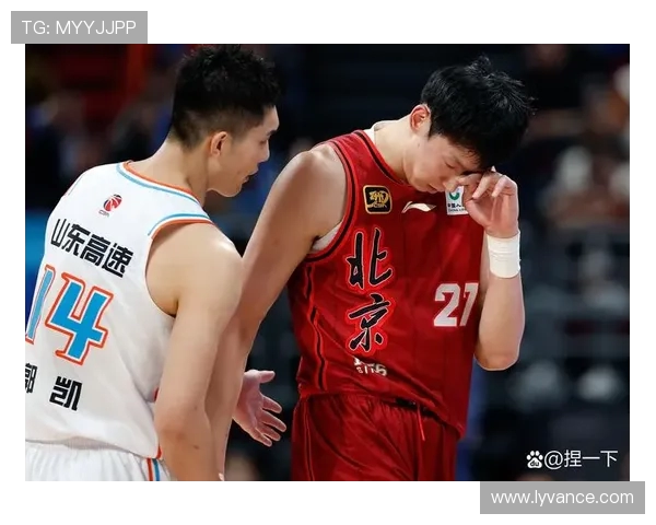 2016年CBA辽宁队与北京队激战回顾精彩瞬间与赛场亮点分析