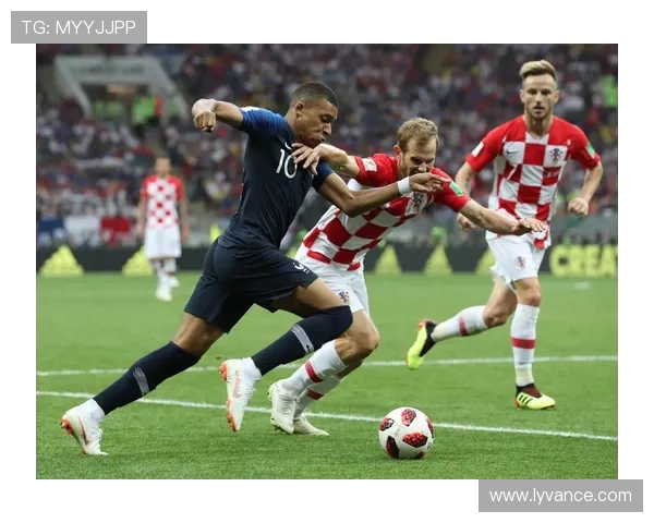 2020年法国与克罗地亚决赛直播回顾精彩瞬间与赛后分析